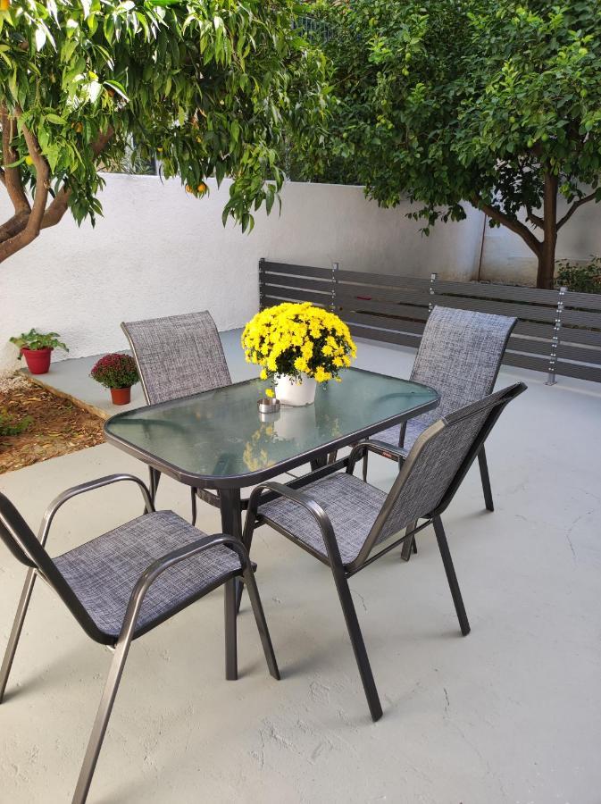 נאפפליו Comfy Apartment מראה חיצוני תמונה
