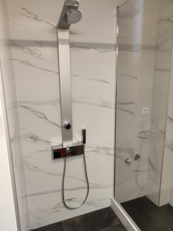 נאפפליו Comfy Apartment מראה חיצוני תמונה